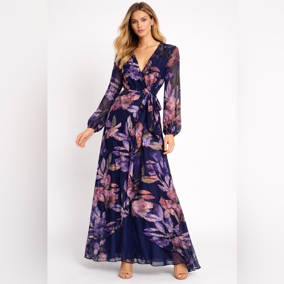 Hutch Dresses & Skirts - 🌺Hutch Floral Maxi Velvet Wrapped Dress